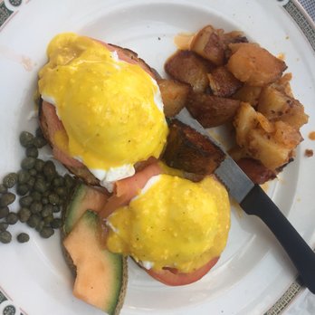 Thornton's Restaurant - Smoked salmon Benedict (with a very yellow and lumpy hollandaise sauce. Side of fried potatoes - Breakfast & Brunch Near Me - Boston, Massachusetts Thornton's Restaurant - Smoked salmon Benedict (with a very yellow and lumpy hollandaise sauce. Side of fried potatoes - Breakfast & Brunch Near Me - Boston, Massachusetts