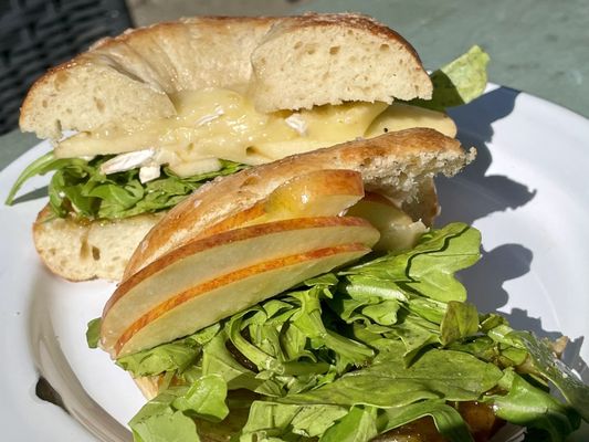 Pearl's Pizza by null