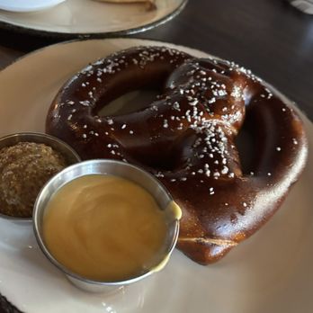 The Vig - Cocktail Bars Near Me - Peoria, Arizona