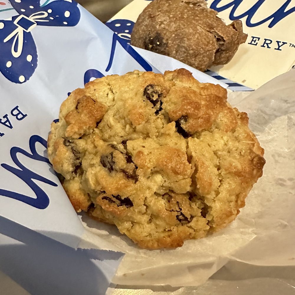 Levain Bakery - Oatmeal Raisin Cookie. Yum!!!! - Bakeries Near Me - New York, New York Levain Bakery - Oatmeal Raisin Cookie. Yum!!!! - Bakeries Near Me - New York, New York