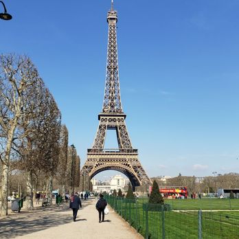 Champ de Mars - Parks Near Me - Paris, 75 Champ de Mars - Parks Near Me - Paris, 75