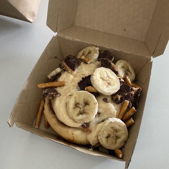 Cinnaholic - Desserts Near Me - Cary, North Carolina