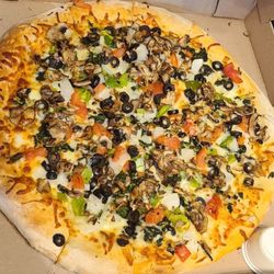 Giovanni's Pizza & Pasta - Large veggie pizza