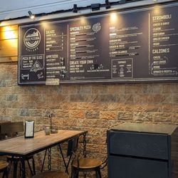 Basil Pizzeria - Quick bite