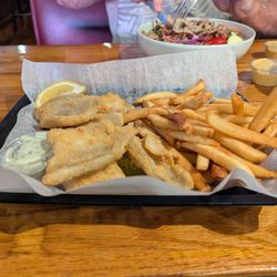 Easy Street Inn Food & Spirits