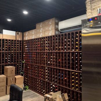 Silver Lining - Wine Bars Near Me - Honolulu, Hawaii Silver Lining - Wine Bars Near Me - Honolulu, Hawaii