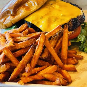 BJ's Restaurant & Brewhouse - BJ's hamburgers are the bomb! - American Near Me - Tracy, California