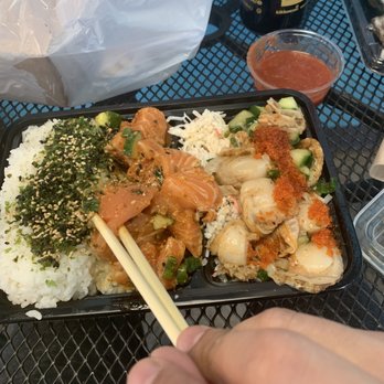 Seattle Fish Guys - Poke bowl salmon and scallop - Seafood Markets Near Me - Seattle, Washington