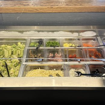 Pryor's Fresh Pizza - Salad bar - Pizza Near Me - Rolla, Missouri