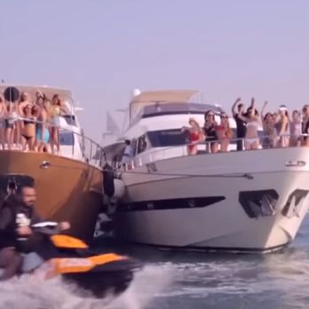 South Florida Yacht Charters - Double Charter Party - Boat Charters Near Me - Miami, Florida South Florida Yacht Charters - Double Charter Party - Boat Charters Near Me - Miami, Florida