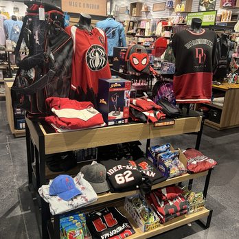 BoxLunch - Large variety of items - Men's Clothing Near Me - Las Vegas, Nevada