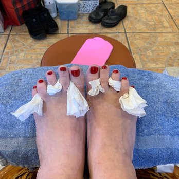 Escape Nails Spa - Christmas toes by Henry! - Nail Salons Near Me - Plano, Texas Escape Nails Spa - Christmas toes by Henry! - Nail Salons Near Me - Plano, Texas