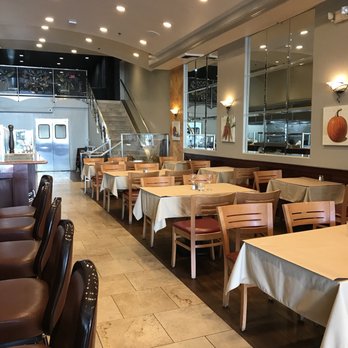 Greens on Tenth - Dinning area - Venues & Event Spaces Near Me - Modesto, California