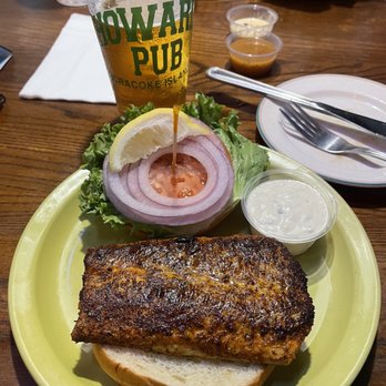 Howard's Pub & Raw Bar Restaurant - Blackened Mahi Sandwich - Seafood Near Me - Ocracoke, North Carolina Howard's Pub & Raw Bar Restaurant - Blackened Mahi Sandwich - Seafood Near Me - Ocracoke, North Carolina