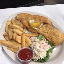 South Side Tavern - Fried haddock