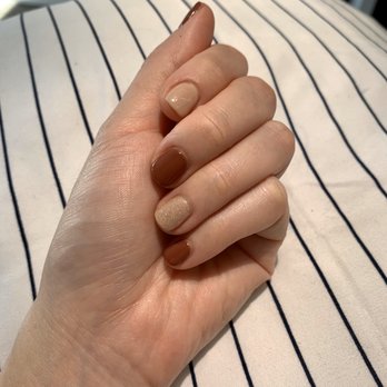 Spectrum Nails Spa - Autumn/winter 2019. Milk tea sparkle mixture. Gel... beautiful! - Nail Salons Near Me - San Francisco, California Spectrum Nails Spa - Autumn/winter 2019. Milk tea sparkle mixture. Gel... beautiful! - Nail Salons Near Me - San Francisco, California