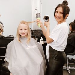 Salon Dushons