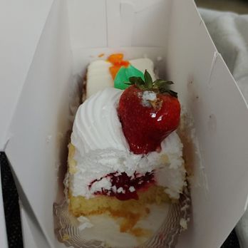 Gencarelli’s Bakery - Strawberry Shortcake mini (clearly mold on the fruit topping) - Bakeries Near Me - Wayne, New Jersey Gencarelli’s Bakery - Strawberry Shortcake mini (clearly mold on the fruit topping) - Bakeries Near Me - Wayne, New Jersey