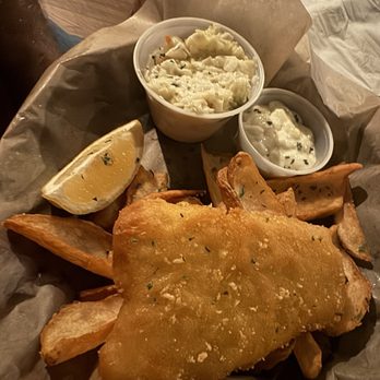 Hogan’s Irish Pub - Fish and chips - Irish Pub Near Me - Cocoa, Florida