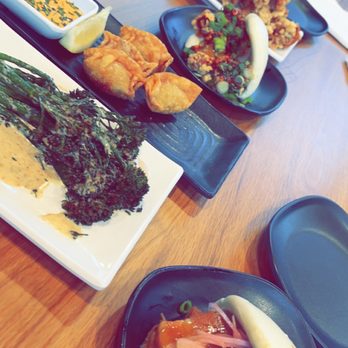 Silverlake Ramen - Pork Bun Creamy Broccolini Fried Gyoza Crispy Chicken Karaage - Ramen Near Me - Porter Ranch, California Silverlake Ramen - Pork Bun Creamy Broccolini Fried Gyoza Crispy Chicken Karaage - Ramen Near Me - Porter Ranch, California