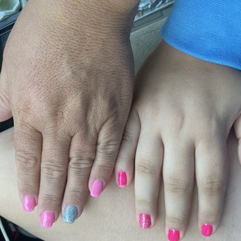 Apple Nails - Nail Salons Near Me - Tonawanda, New York