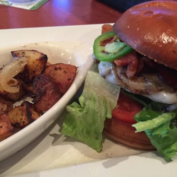 Mellow Mushroom - Pub Burger with jalapeños and bacon! - Pizza Near Me - Tempe, Arizona Mellow Mushroom - Pub Burger with jalapeños and bacon! - Pizza Near Me - Tempe, Arizona