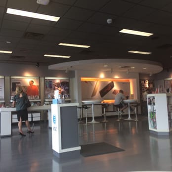 AT&T Store - interior - Mobile Phones Near Me - Austin, Texas AT&T Store - interior - Mobile Phones Near Me - Austin, Texas