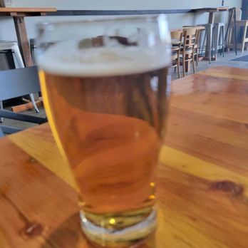 5th line brewery co - Bench Water Blonde, love the hiney flavor in this one! - Breweries Near Me - Yakima, Washington