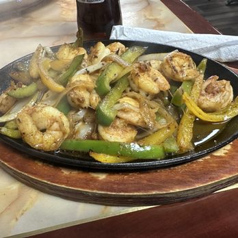 Pupuseria Salvadoreña - Fajitas de Camaron - Salvadoran Near Me - Rogers, Arkansas Pupuseria Salvadoreña - Fajitas de Camaron - Salvadoran Near Me - Rogers, Arkansas