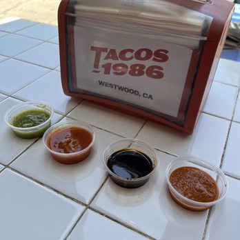 Tacos 1986 - Salsa! - Mexican Near Me - Los Angeles, California