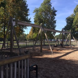 Brecknock Park - Swings!