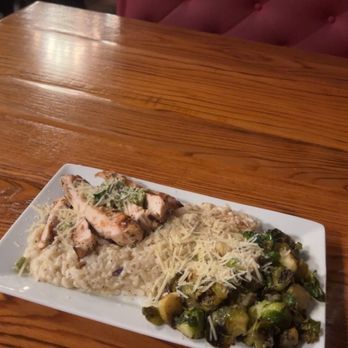 Twisted Fork Grill and Bar - Truffle Chicken Pistou (gluten free) - American Near Me - Omaha, Nebraska