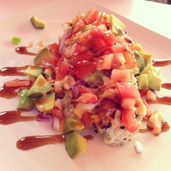 Dada Sushi - Dragon roll with avocado - Japanese Near Me - Murrieta, California Dada Sushi - Dragon roll with avocado - Japanese Near Me - Murrieta, California