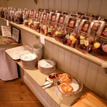 Marsipangården - Chocolatiers & Shops Near Me - Trosa, D