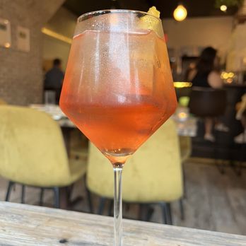 Pomp and Circumstance - Spritz - Italian Near Me - Brooklyn, New York
