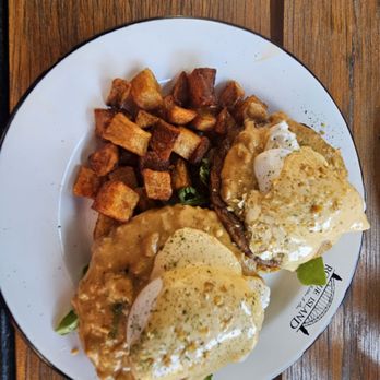 Rogue Island Local Kitchen & Bar - Sausage & Biscuit Benny - New American Near Me - Providence, Rhode Island Rogue Island Local Kitchen & Bar - Sausage & Biscuit Benny - New American Near Me - Providence, Rhode Island