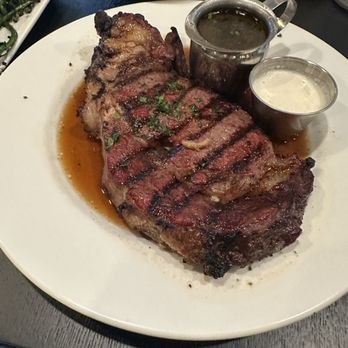 The Cutlery - Paniolo prime rib - Steakhouses Near Me - Honolulu, Hawaii The Cutlery - Paniolo prime rib - Steakhouses Near Me - Honolulu, Hawaii