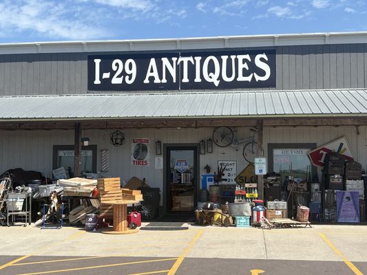 I-29 Antiques & Collectibles Mall, 46990 271st St, Tea, SD 57106