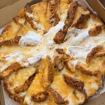Macy's Place - Chicken burrata pizza - Pizza Near Me - Buffalo, New York Macy's Place - Chicken burrata pizza - Pizza Near Me - Buffalo, New York