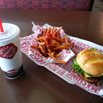 Smashburger - Reg. Classic Smash & sweet potato fries - Burgers Near Me - Avondale, Arizona