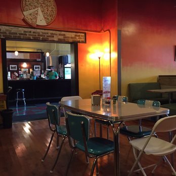 Pizza House - Pizza Near Me - Springfield, Missouri Pizza House - Pizza Near Me - Springfield, Missouri