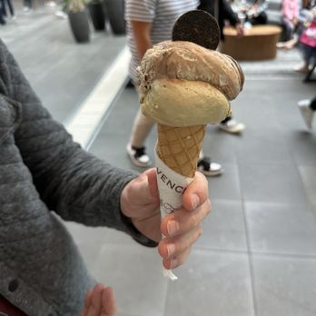 Venchi - Gelato Near Me - Santa Clara, California Venchi - Gelato Near Me - Santa Clara, California