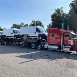 Umen Logistics - Delivering Vans