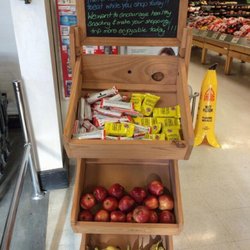 Hardy's Your Independent Grocer
