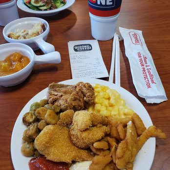 Golden Corral Buffet & Grill - fried chicken was crispy, juicy, tender and delicious! excellent fish, clams, okra, mac & cheese, peach cobbler and bread pudding. - Buffets Near Me - Cicero, Illinois