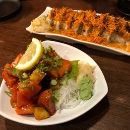 Spicy yamtem bit roll(the best!) and spicy tuna/salmon sashimi. Spicy yamtem bit roll(the best!) and spicy tuna/salmon sashimi.