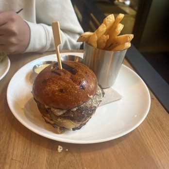 Cut Club - Wagyu burger - Steakhouses Near Me - Seattle, Washington Cut Club - Wagyu burger - Steakhouses Near Me - Seattle, Washington