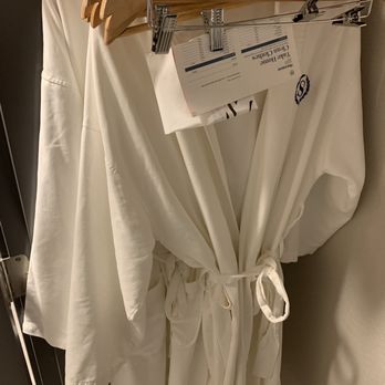 Sheraton Vancouver Guildford Hotel - The coats are comfortable - Hotels Near Me - Surrey, British Columbia