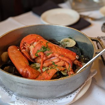 Mallorca - Seafood stew in green sauce - Spanish Near Me - Cleveland, Ohio Mallorca - Seafood stew in green sauce - Spanish Near Me - Cleveland, Ohio
