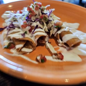 Komo's Cocina - Chicken Taquitos - Mexican Near Me - Long Beach, California